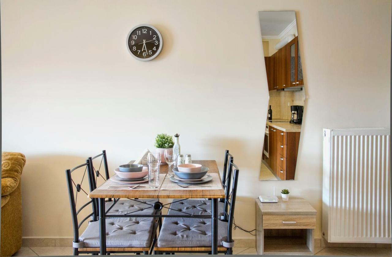 Charming Apartment Near Athens Center And The Sea Exterior foto
